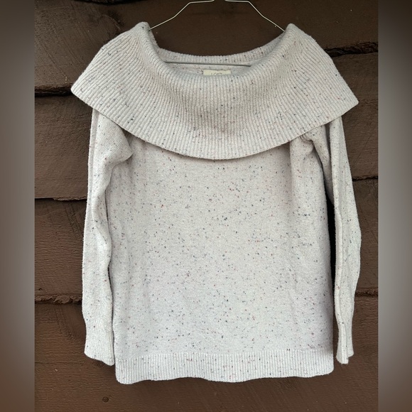 LOFT Sweaters - Loft Small Sweater